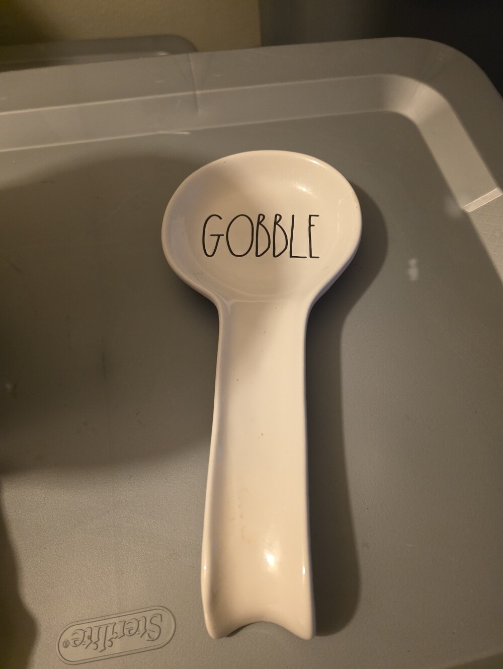 White 'Gobble' Ceramic Spoon Rest - Classic Kitchen Accent